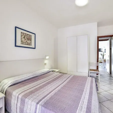 Locazione Turistica Altaluna.9 Apartment